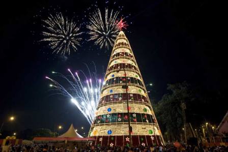 Turrones y mazapanes - Arbol de Navidad Brasil