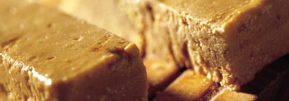 Turrones y Mazapanes - Milhojas de merengue y turrón
